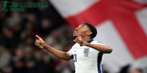 Myles Lewis-Skelly: Từ Arsenal đến Đội tuyển Anh – Cột mốc lịch sử tại Wembley 9 Lewis-Skelly còn cho thấy sự tự tin khi tham gia tấn công
