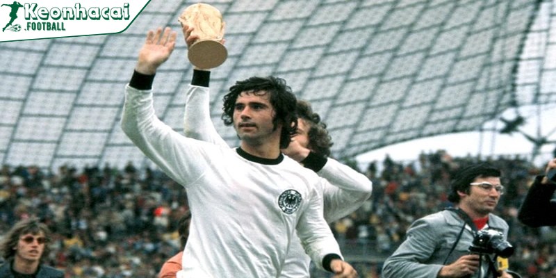 Top 5 những cầu thủ từng chơi cho Bayern Munich 2 Gerd Muller top 1 những cầu thủ từng chơi cho Bayern Munich