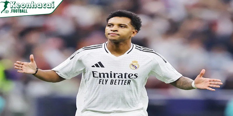 Liverpool tính chiêu mộ Rodrygo làm người thay thế Salah ngay tháng 1 3 Rodrygo được đánh giá là bản hợp đồng phù hợp