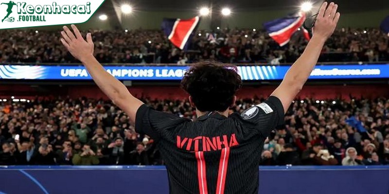 Luis Enrique ngợi ca Vitinha: “Đẳng cấp thế giới, khác biệt hoàn toàn!” 2 Vitinha tỏa sáng với cú hat-trick đẳng cấp, đưa PSG vượt qua Tottenham