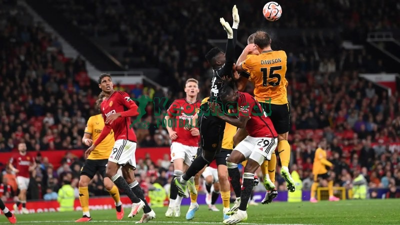 Soi kèo Manchester United vs Wolves - 3h15 ngày 31/12 - Ngoại hạng Anh 2 Soi kèo Manchester United vs Wolves - 3h15 ngày 31/12