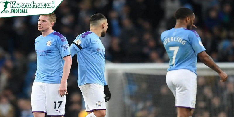Pep Guardiola ra cảnh báo khi Man City bám đuổi Arsenal 1 Lực lượng Man City và lời kêu gọi từ Pep