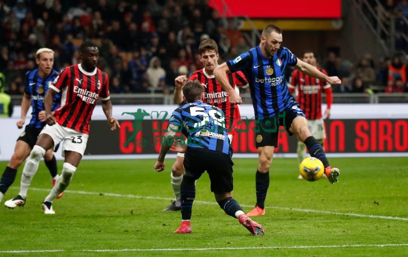 Soi kèo AC Milan vs Inter - 2h45 ngày 09/3 - Serie A 2 Soi kèo AC Milan vs Inter - 2h45 ngày 09/3