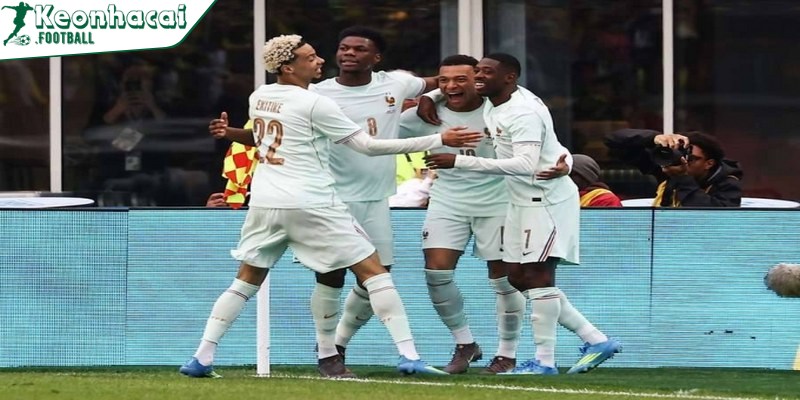 Chơi thiếu người, Pháp vẫn đánh bại Brazil 2-1 đầy bản lĩnh 2 Pháp kiểm soát thế trận, Brazil bộc lộ điểm yếu
