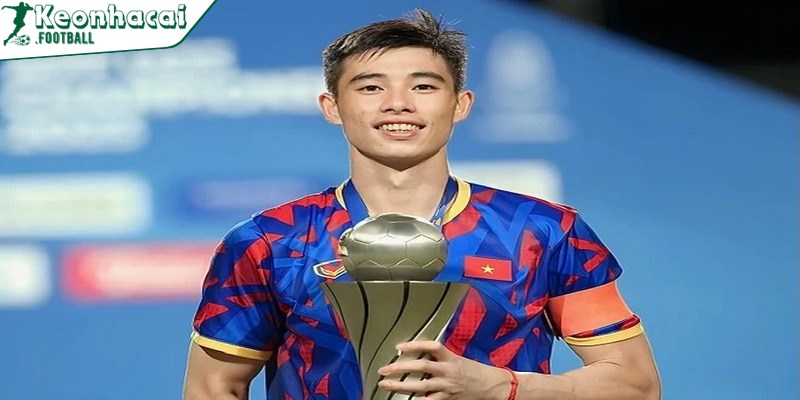 Quan Văn Chuẩn – Tiểu sử, sự nghiệp và hành trình trở thành thủ môn 2 Thông tin cá nhân và xuất thân của Quan Văn Chuẩn