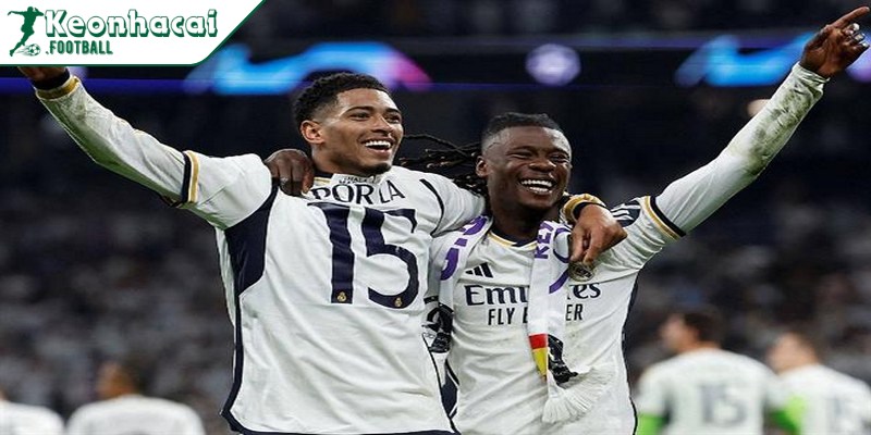 MU quyết chi đậm để giành chữ ký Camavinga từ Real Madrid 3 MU sẵn sàng “chơi lớn” để có chữ ký Camavinga