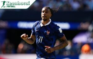 Vieira: Michael Olise là Quả bóng Vàng tương lai của bóng đá Pháp 10 Mùa giải bùng nổ đưa Olise tiến gần Quả bóng Vàng