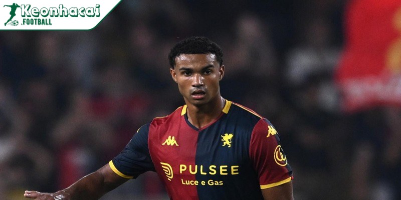 Tiểu sử cầu thủ Alessandro Marcandalli: Hành trình vươn lên của trung vệ trẻ 3 Năm 2021, Alessandro Marcandalli gia nhập Genoa