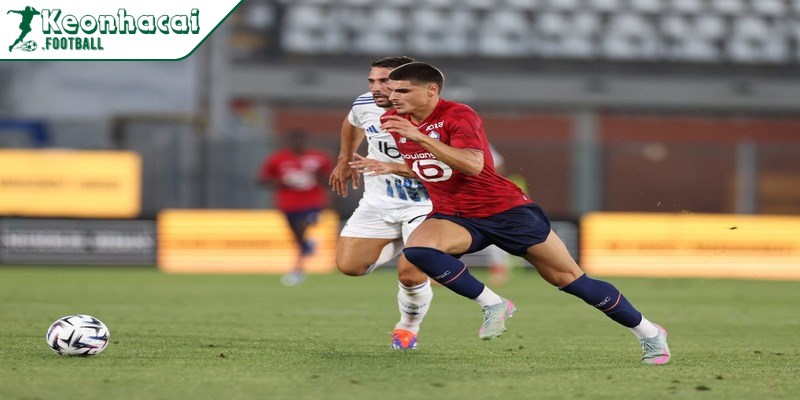 Matias Fernandez-Pardo: Từ tài năng học viện đến niềm hy vọng mới của Lille 4 Fernandez-Pardo còn sở hữu khả năng xử lý bóng khá ấn tượng