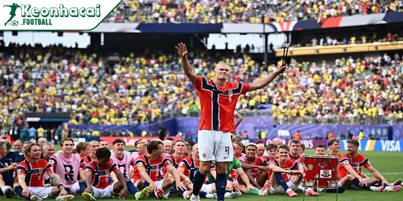 HLV Na Uy lên tiếng sau trận thắng Brazil 2-1: Solbakken nói gì tại World Cup 2026? 2 Diễn biến trận đấu: Thế trận cân bằng trước khi bùng nổ